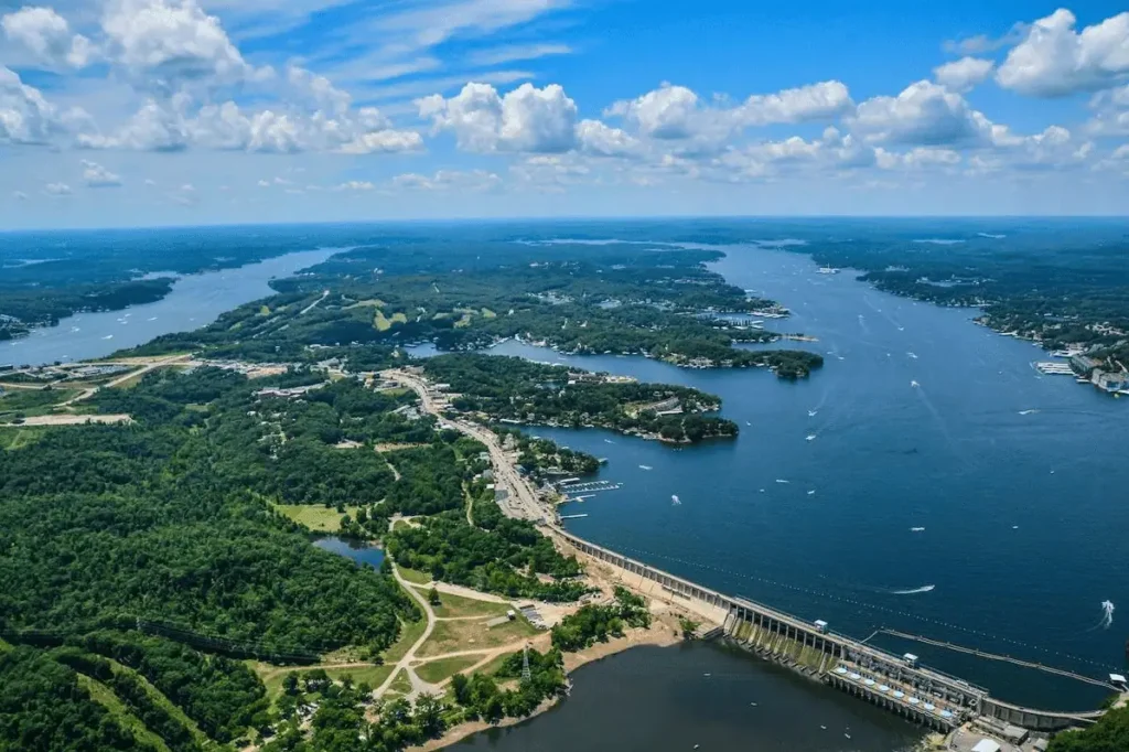 ariel view of the lake of the ozarks